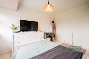 Photo 25- click for photo gallery